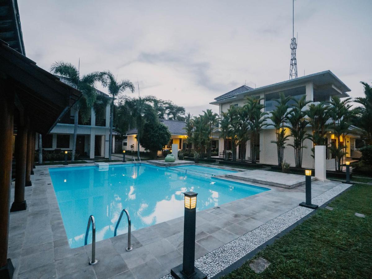 Sunrise Resort Batukaras Εξωτερικό φωτογραφία