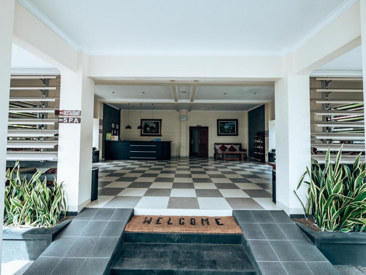Sunrise Resort Batukaras Εξωτερικό φωτογραφία